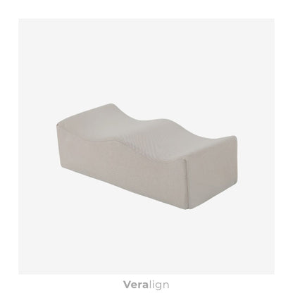 Coussin pour surélever les jambes Veralign couleur Ivoire, idéal pour prévenir les jambes lourdes au lit ou sur le canapé.