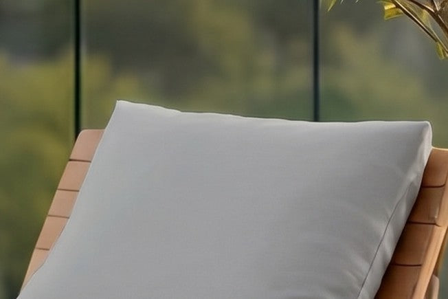 Coussin_exterieur_salon_jardin_Gris_clair_50_focus