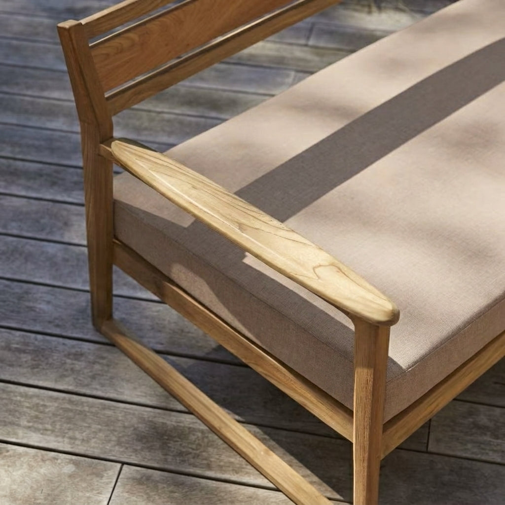 Coussin_pour_banquette_extérieur_Beige_Etanche_100x42cm