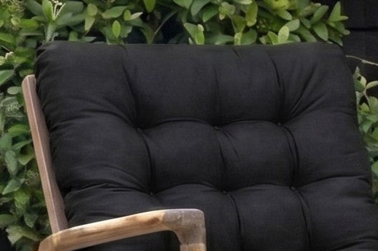 Coussin_pour_salon_de_jardin_exterieur_Noir_100x45cm_focus