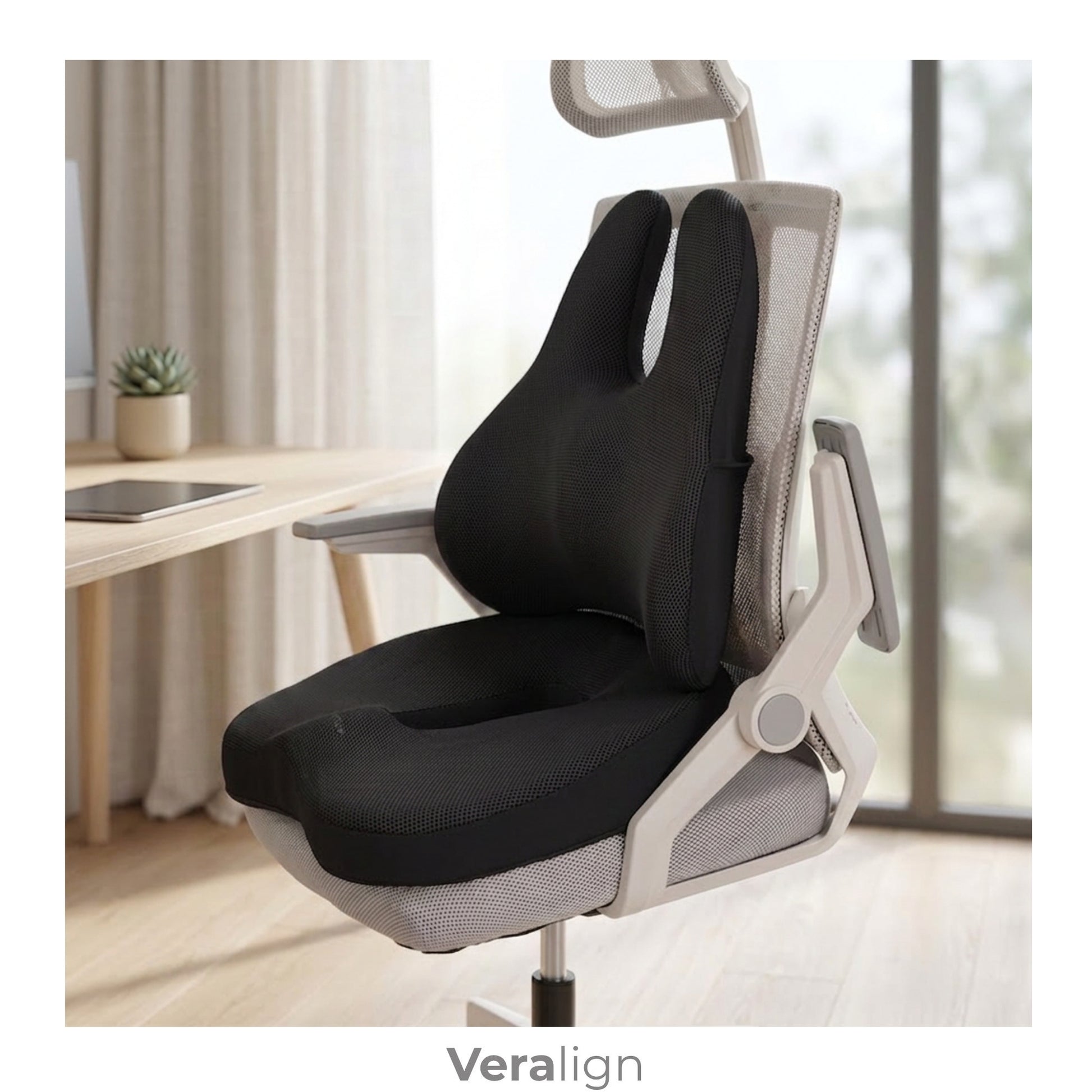 Pack coussin d'assise évidé et soutien lombaire pour bureau et télétravail Veralign noir installé sur chaise de bureau