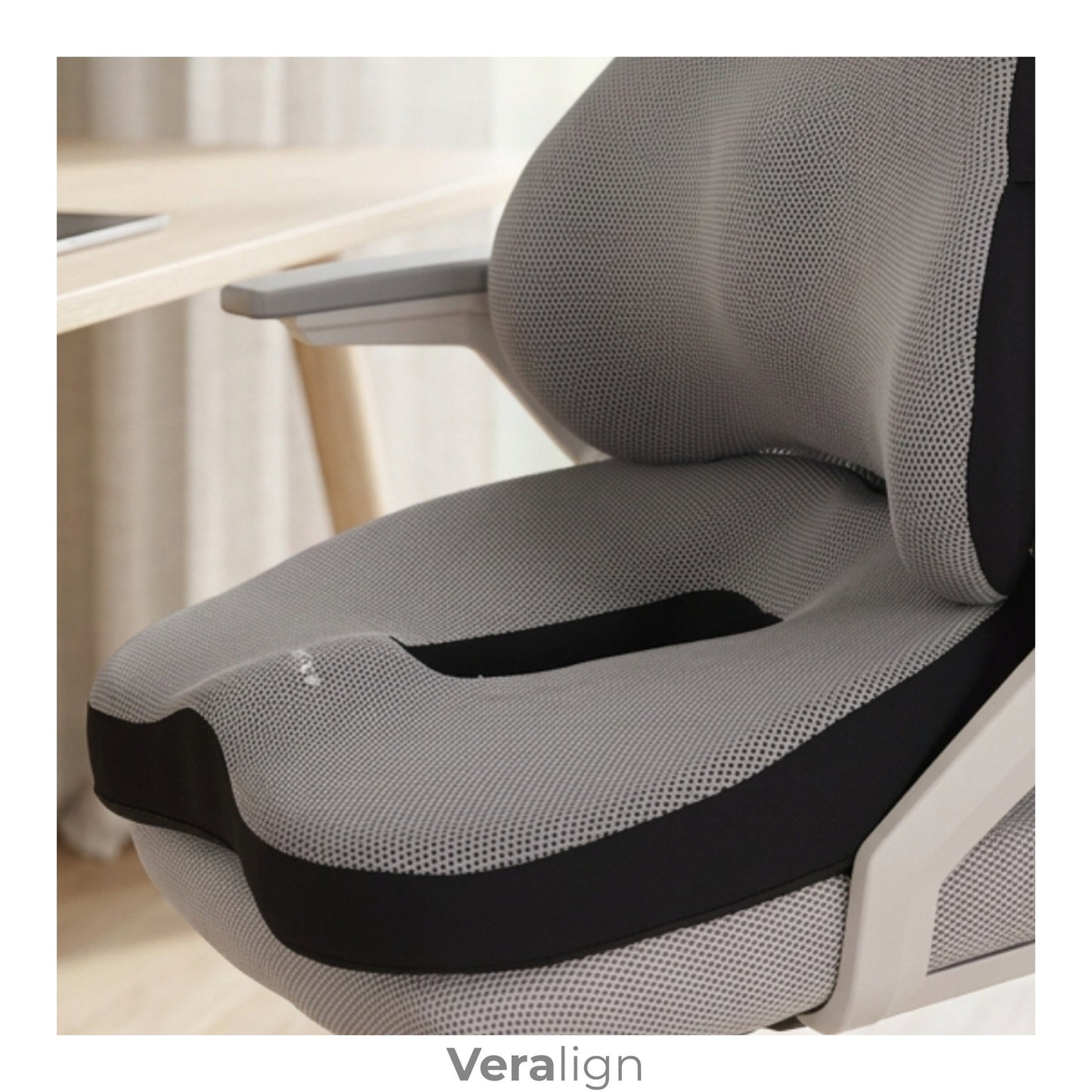 Mousse à mémoire de forme enrichie au charbon de bambou du Pack Complet Veralign pour un confort thermique et une hygiène durable.