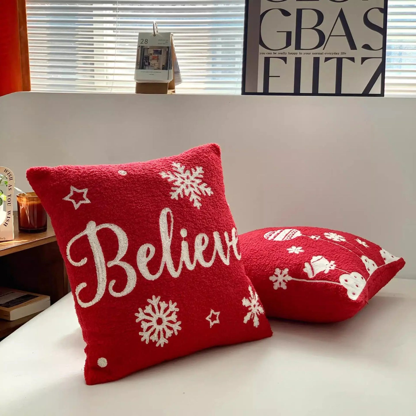 Housse de coussin de Noël branchages et flocons Rouge