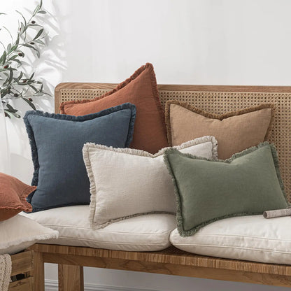 Housse de coussin en Lin<br> Bleu nuit à franges