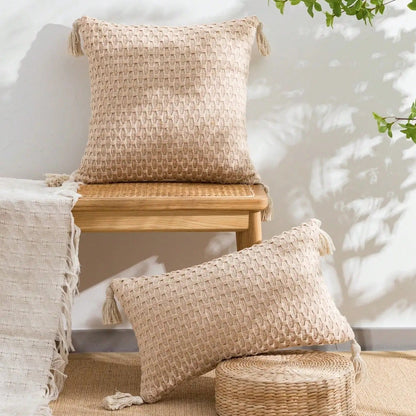 Housse de coussin en Maille et Pompons Jaune Moutarde