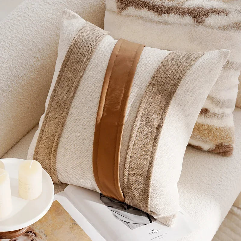 Housse de coussin en fausse fourrure Beige