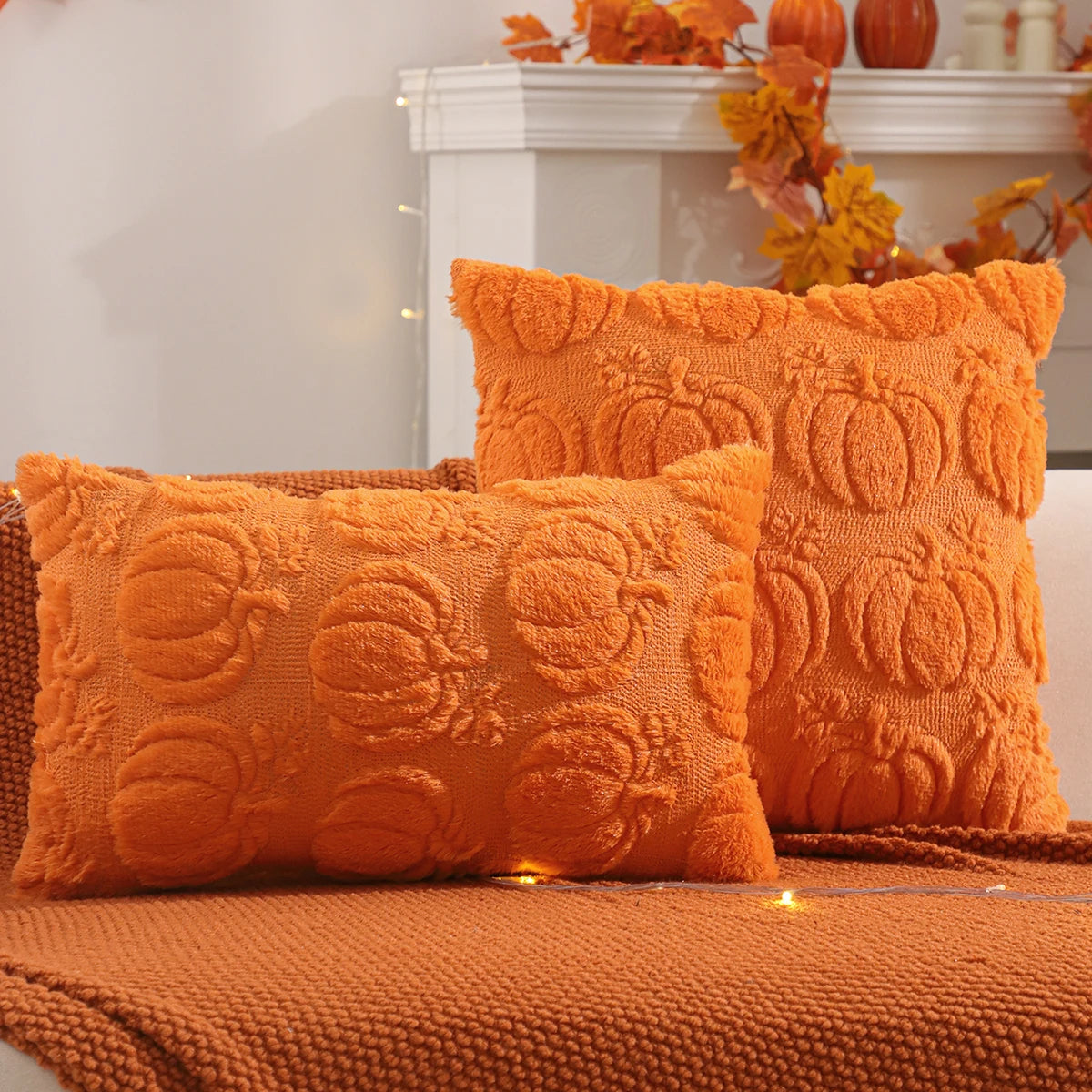 Housse de coussin Halloween Citrouille Orange à citrouilles en relief effet peluche, formats 45x45cm et 30x50cm