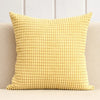 Housse de coussin en Velours Gaufré Jaune Moutarde