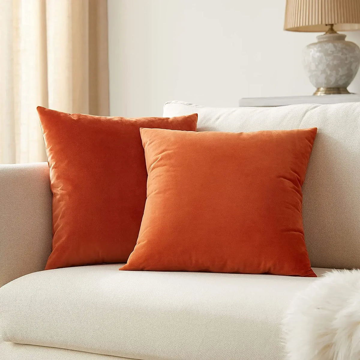 Housse de coussin en velours lisse Terracotta, zip invisible sur le côté